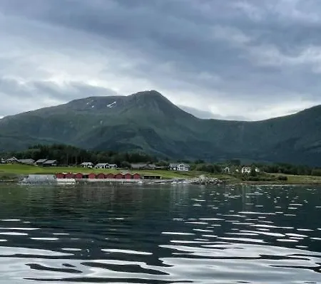 Kvernesfjord Atlantikstrasse Stokke (More og Romsdal)
